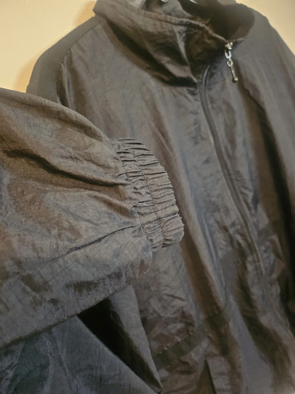 Vintage MacGregor Men's Lightweight Black Windbreaker Jacket